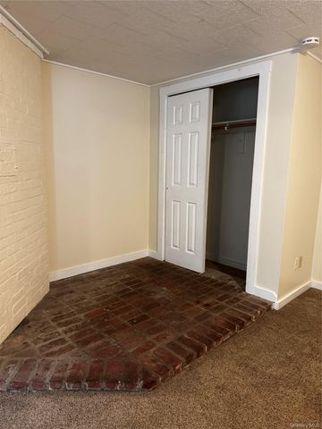 1529 RT 300 4, Newburgh, NY 12550