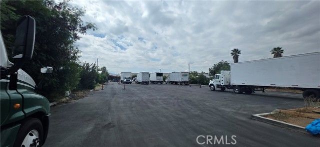 781 E Santa Fe Street, San Bernardino, CA 92408