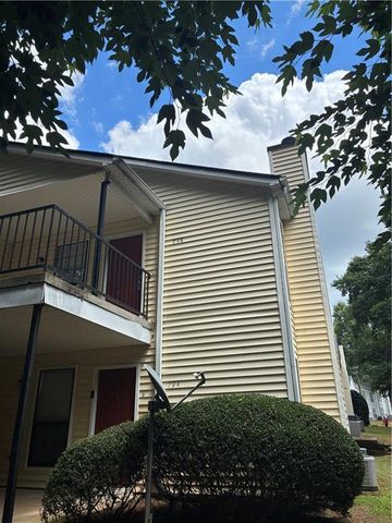 798 Windchase Lane, Stone Mountain, GA 30083