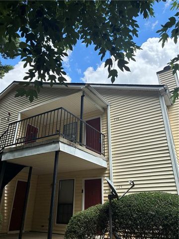 798 Windchase Lane, Stone Mountain, GA 30083