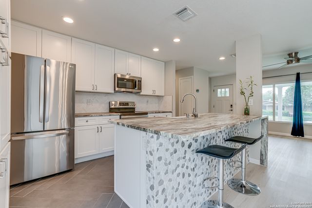 323 SENOVA DR, San Antonio, TX 78216