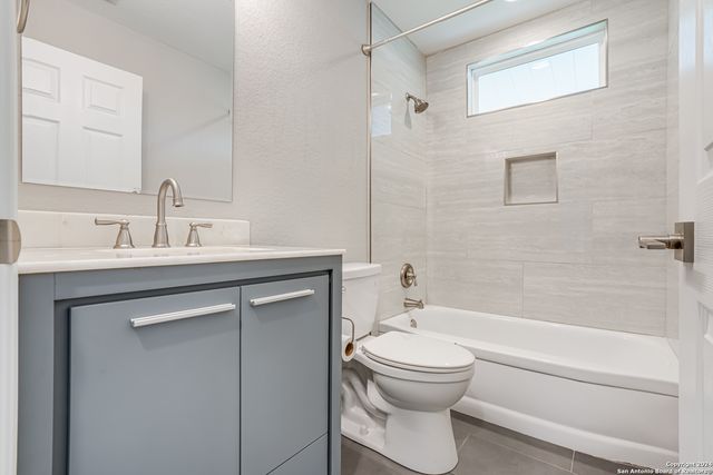 323 SENOVA DR, San Antonio, TX 78216