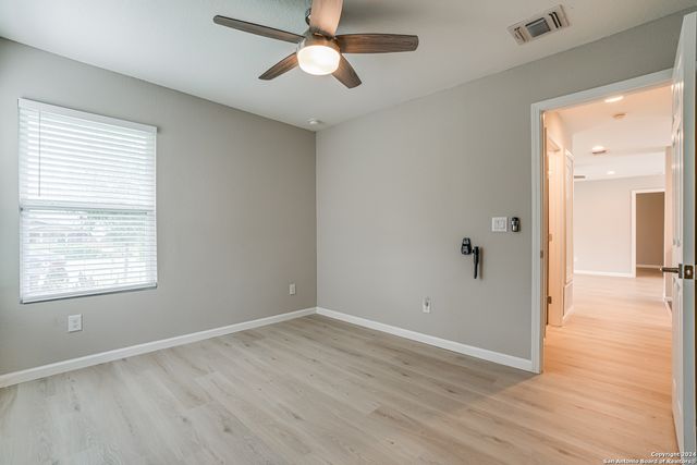 323 SENOVA DR, San Antonio, TX 78216