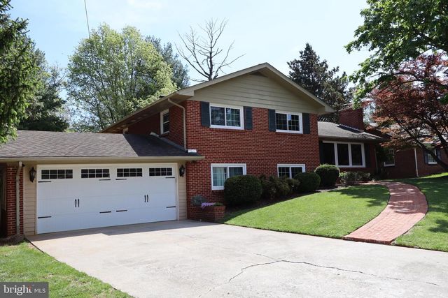 328 JAMESTOWN RD, Front Royal, VA 22630
