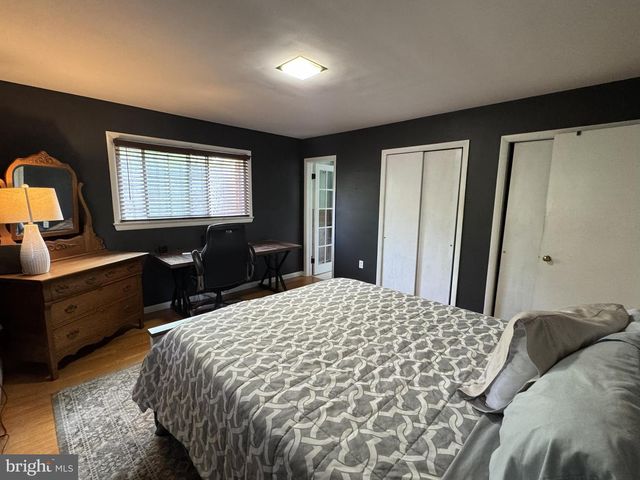 328 JAMESTOWN RD, Front Royal, VA 22630
