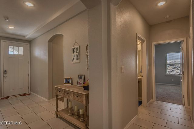 7810 ENCHANTED CLIFF Drive, El Paso, TX 79911