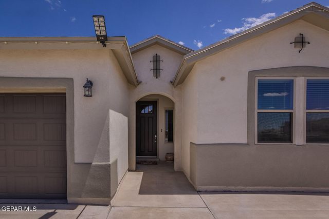 7810 ENCHANTED CLIFF Drive, El Paso, TX 79911