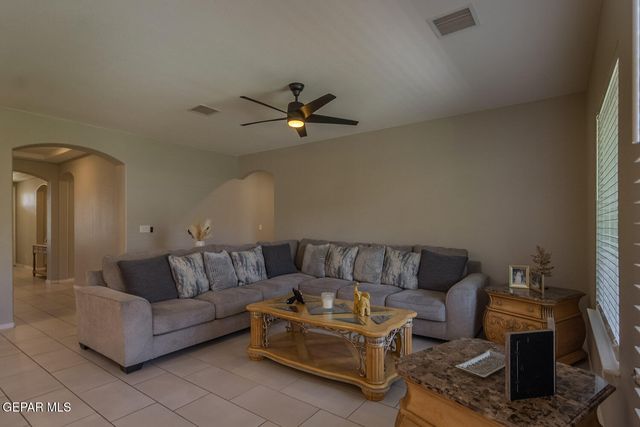 7810 ENCHANTED CLIFF Drive, El Paso, TX 79911