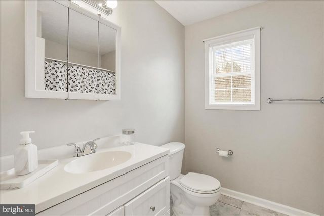 416 RIDGEFIELD AVE, Stephens City, VA 22655