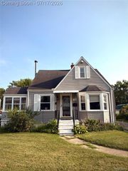 326 Smith Avenue, Milan, MI 48160