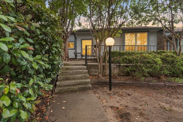 13635 Weald Green Street, Dallas, TX 75240