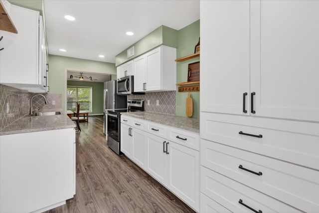 13635 Weald Green Street, Dallas, TX 75240