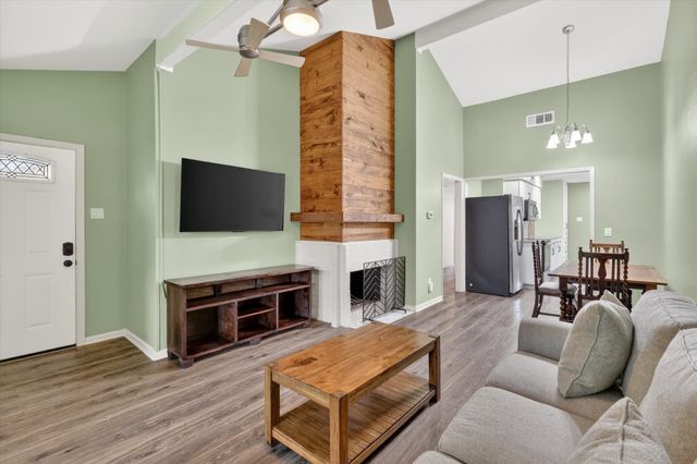 13635 Weald Green Street, Dallas, TX 75240