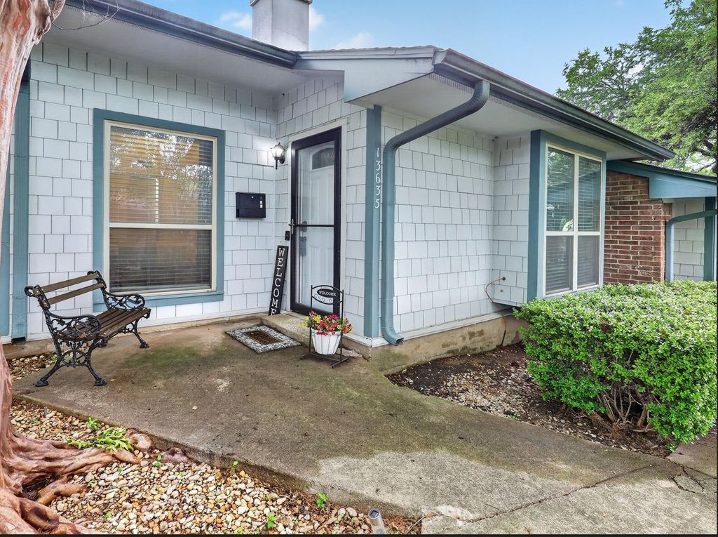 13635 Weald Green Street, Dallas, TX 75240