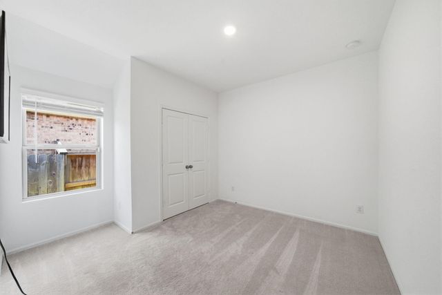 6312 Barrington Cliff Trail, Houston, TX 77365