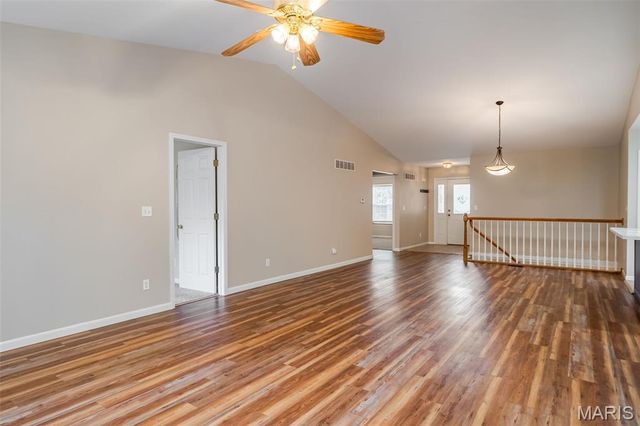 1920 Anna Leah Lane, Washington, MO 63090