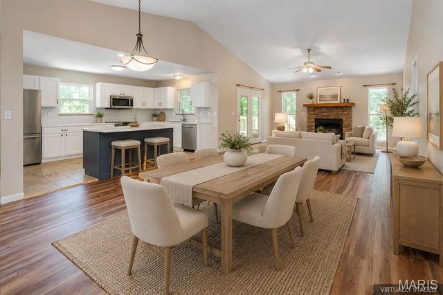 1920 Anna Leah Lane, Washington, MO 63090