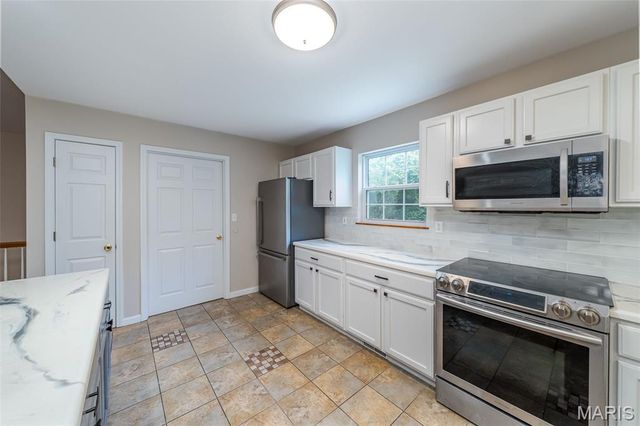 1920 Anna Leah Lane, Washington, MO 63090