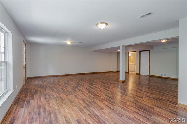 1920 Anna Leah Lane, Washington, MO 63090