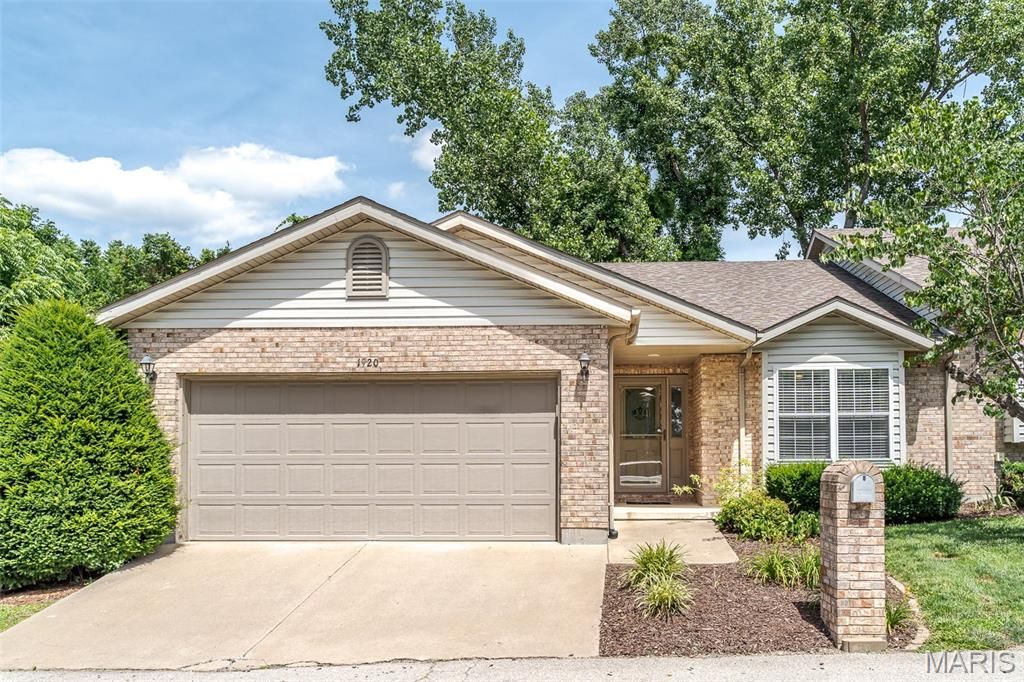1920 Anna Leah Lane, Washington, MO 63090