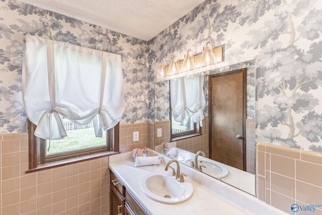 4004 Dotson Drive SE, Huntsville, AL 35802