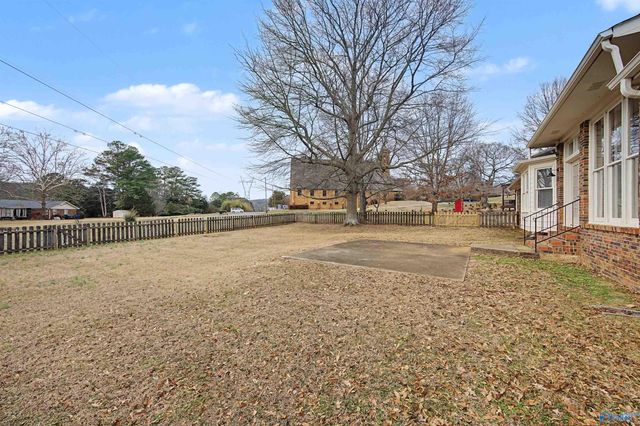 4004 Dotson Drive SE, Huntsville, AL 35802