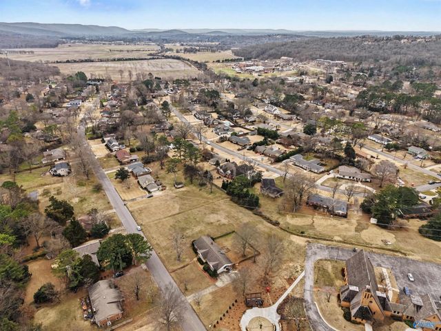 4004 Dotson Drive SE, Huntsville, AL 35802