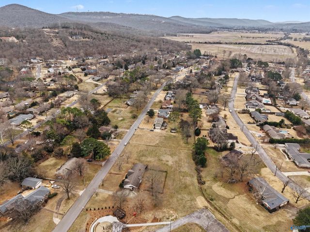 4004 Dotson Drive SE, Huntsville, AL 35802