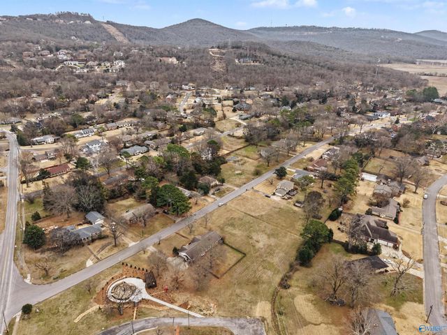 4004 Dotson Drive SE, Huntsville, AL 35802