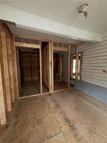1806 N C Street, Rogers, AR 72756