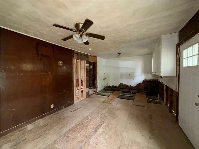 1806 N C Street, Rogers, AR 72756