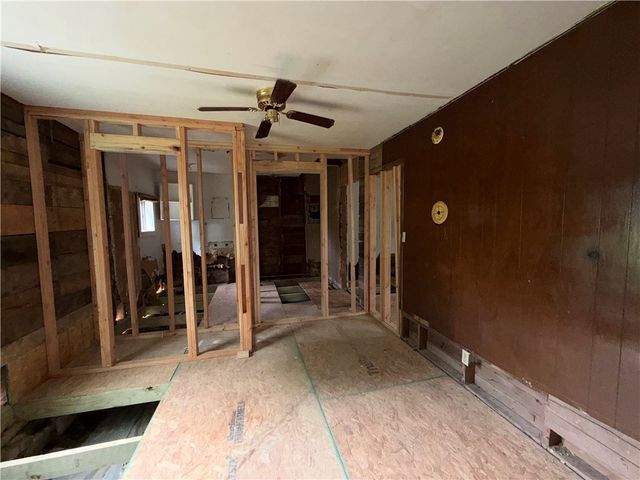 1806 N C Street, Rogers, AR 72756
