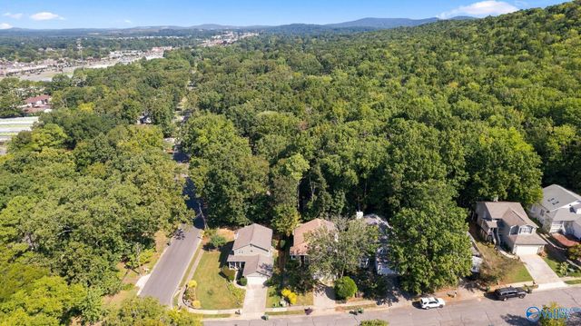 503 Farmingdale Road SE, Huntsville, AL 35803