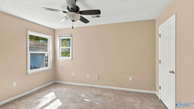 503 Farmingdale Road SE, Huntsville, AL 35803