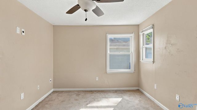 503 Farmingdale Road SE, Huntsville, AL 35803