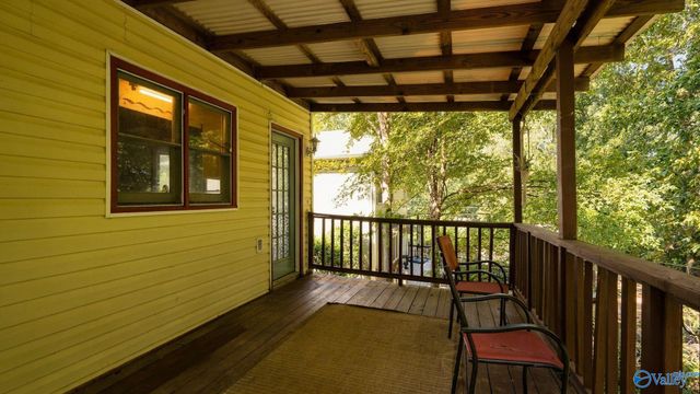 503 Farmingdale Road SE, Huntsville, AL 35803