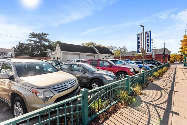 4201 E Lake Street, Minneapolis, MN 55406