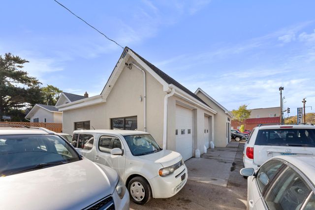 4201 E Lake Street, Minneapolis, MN 55406