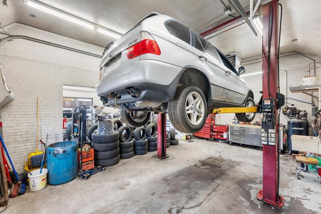 4201 E Lake Street, Minneapolis, MN 55406