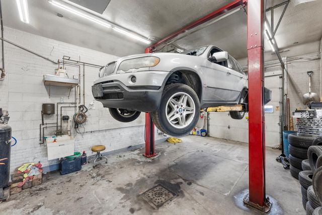 4201 E Lake Street, Minneapolis, MN 55406