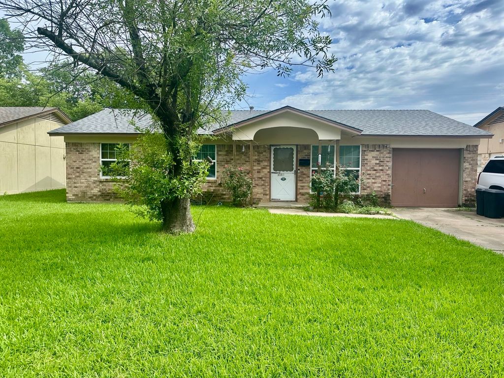 1110 Barclay Drive, Mesquite, TX 75149