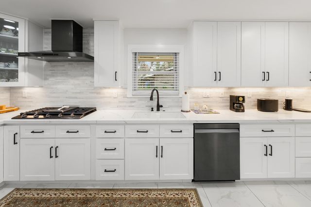 5015 Sudbury Way, Carmichael, CA 95608