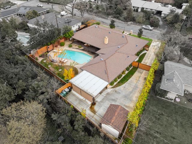 5015 Sudbury Way, Carmichael, CA 95608