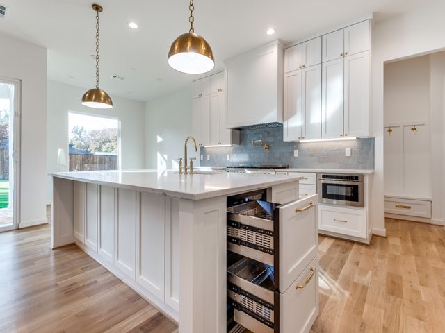 3838 Princess Lane, Dallas, TX 75229