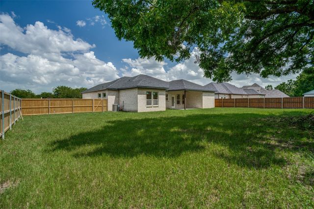 2013 Bois D Arc Drive, Bonham, TX 75418