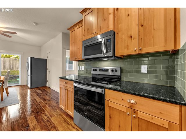 3182 44TH St, Washougal, WA 98671