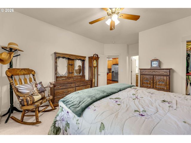 3182 44TH St, Washougal, WA 98671