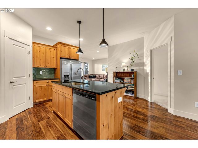 3182 44TH St, Washougal, WA 98671