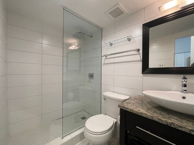 175 E DELAWARE Place 5004, Chicago, IL 60611