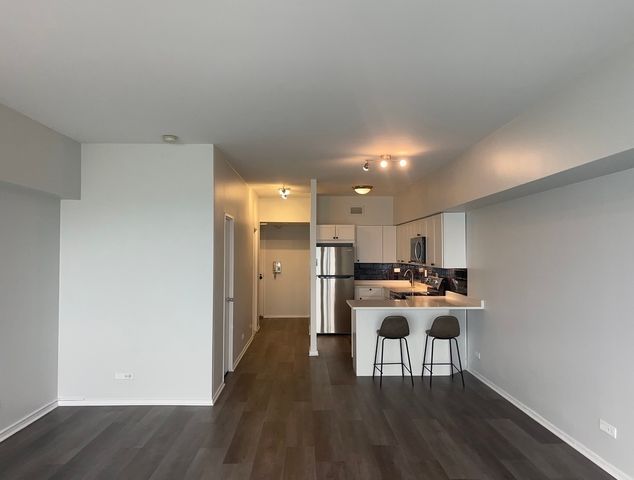 175 E DELAWARE Place 5004, Chicago, IL 60611